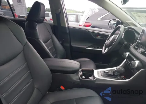 2021 Toyota Rav4 Limited from USA, damaged, VIN JTMN1RFV6MD077917